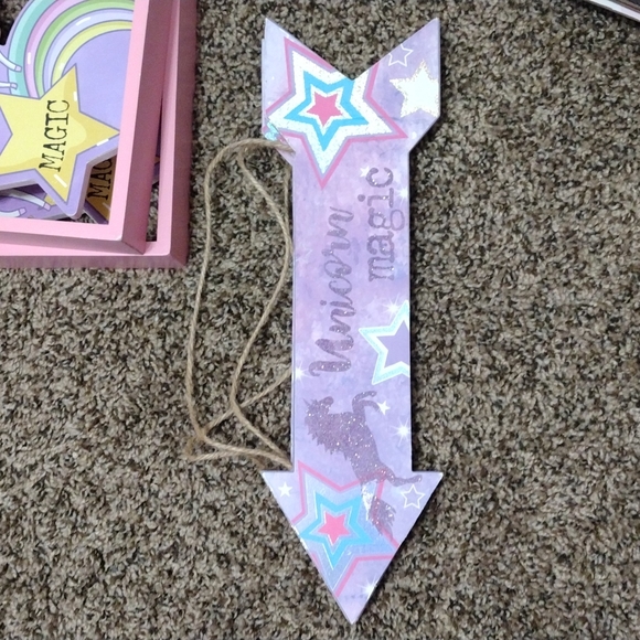 Unicorn Themed Party Decor - Picture 5 of 7